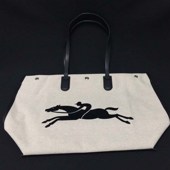 Women’s Longchamp tote bag